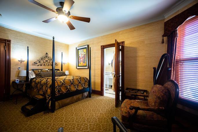 Historic Webster House Bed And Breakfast Inn Bay City Kültér fotó