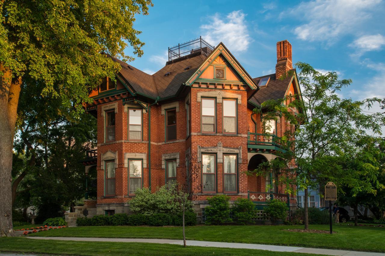 Historic Webster House Bed And Breakfast Inn Bay City Kültér fotó