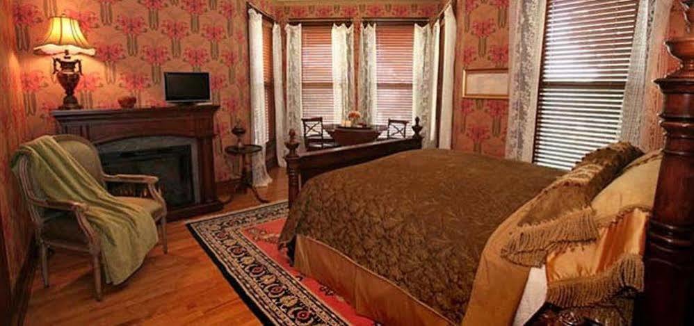 Historic Webster House Bed And Breakfast Inn Bay City Kültér fotó